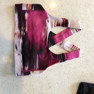 Lululemon sport bra size 6